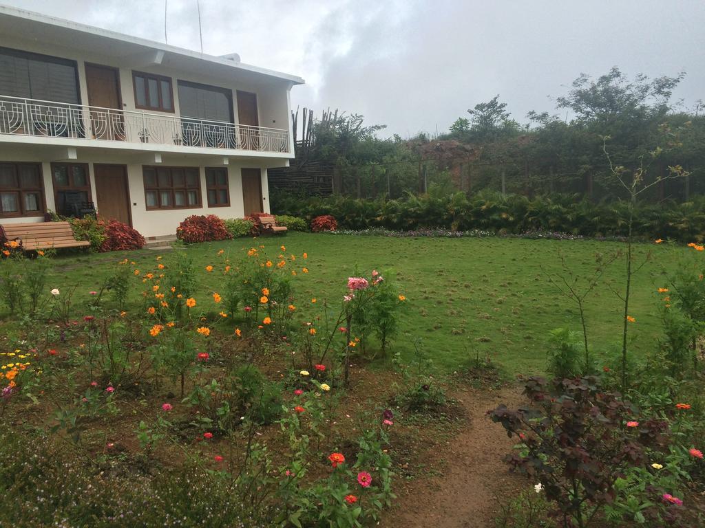 Leisure Vacations Heavenly Hills Villa Madikeri Exterior photo